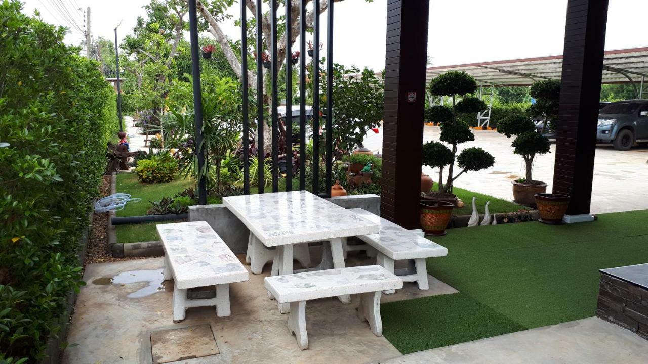 Baan Lita Phimai Exterior foto